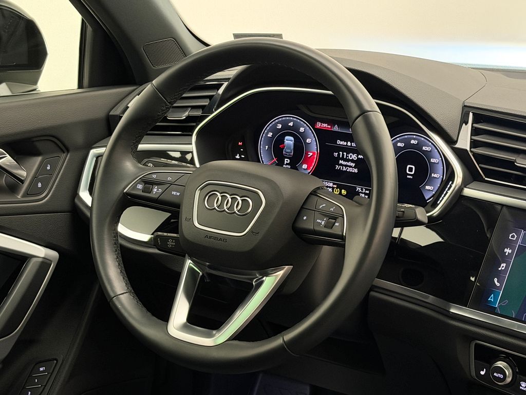Thumbnail: 2023 Audi Q3 - 22