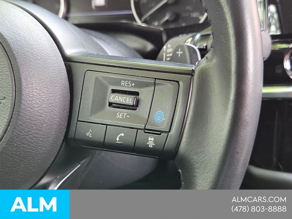 Used 2025 Silver Nissan SV image 21