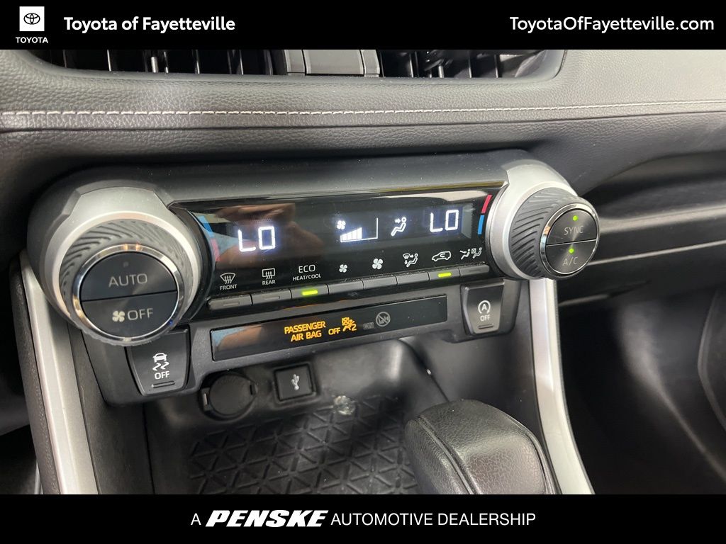 Thumbnail: 2021 Toyota RAV4 - 27