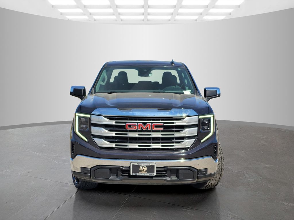 Used 2022 Gray GMC SLE image 2