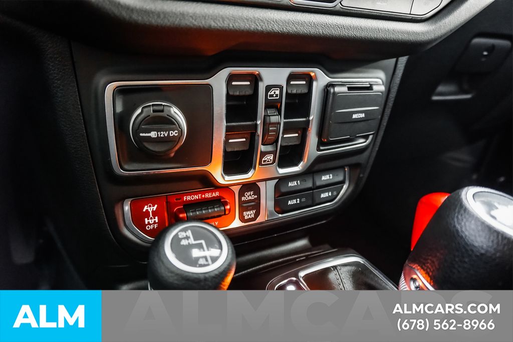 Used 2025 Black Jeep Rubicon image 36