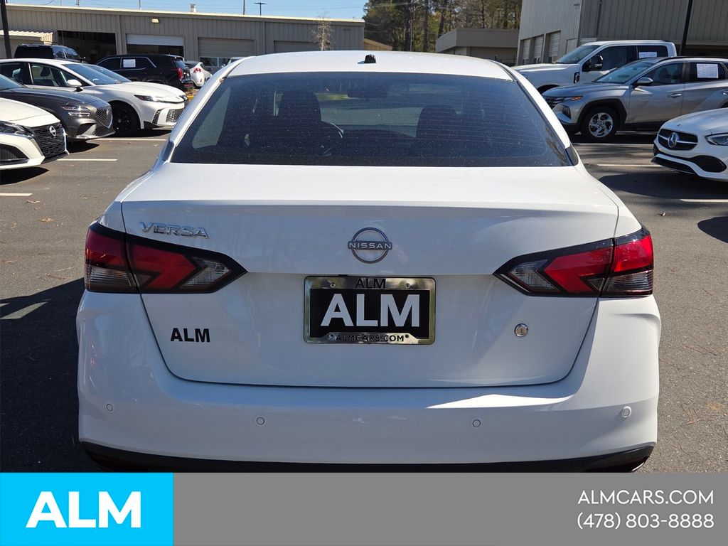Used 2025 White Nissan 1.6 S image 5