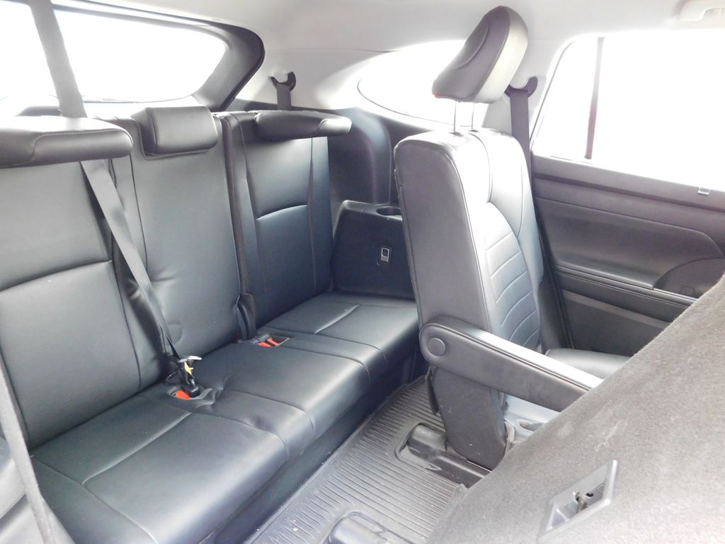 2020 Toyota Highlander XLE 5
