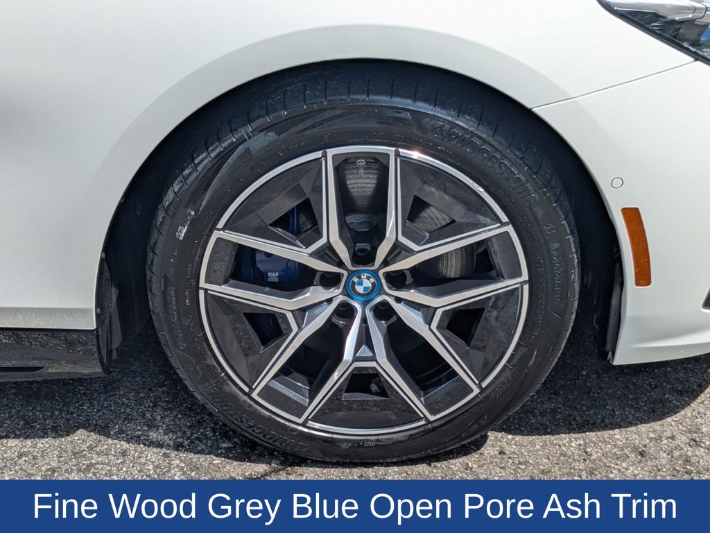 2024 BMW i5 eDrive40