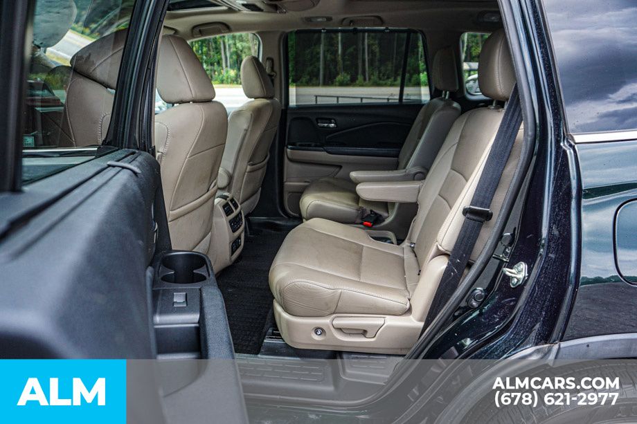 2019 Honda Pilot Elite photo 19