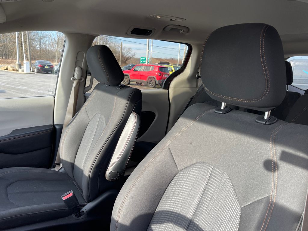 used 2017 Chrysler Pacifica car, priced at $11,500