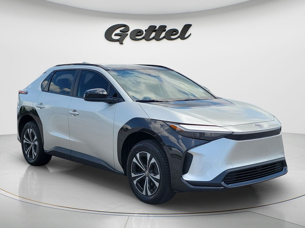 ヒトヨニ Certified Pre-Owned 2024 Toyota bZ4X XLE 4D Sport Utility in
