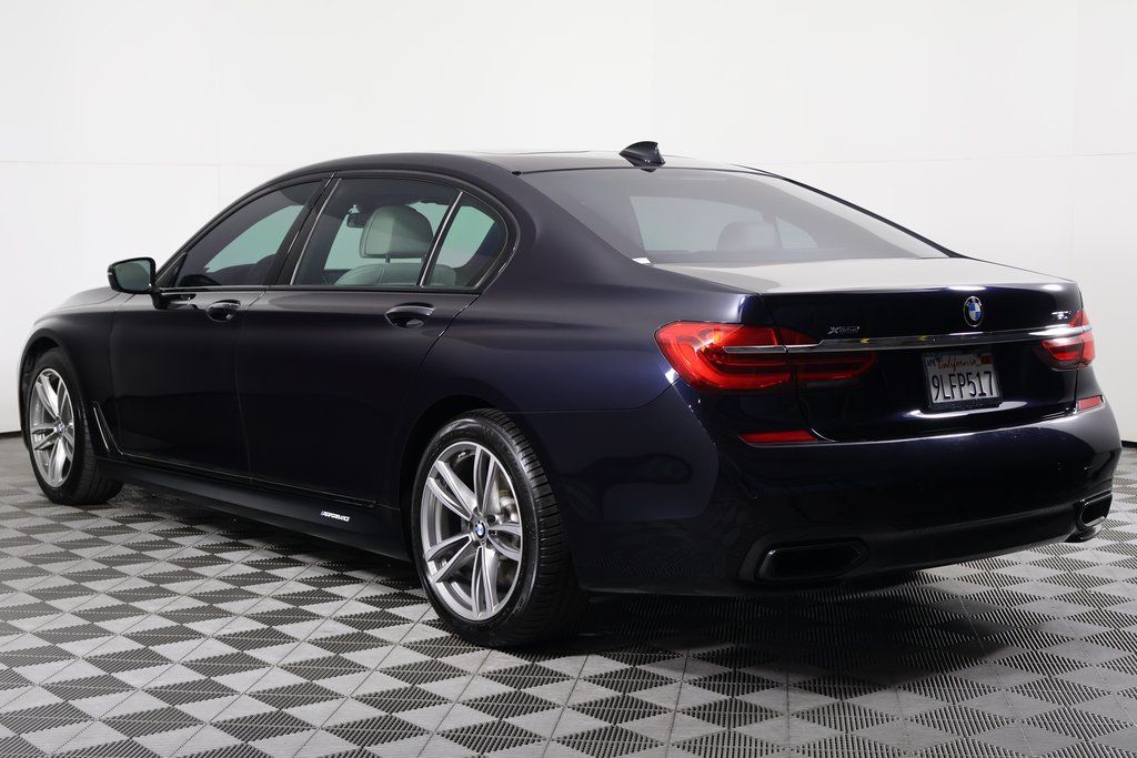 Thumbnail: 2019 BMW 7 Series - 6