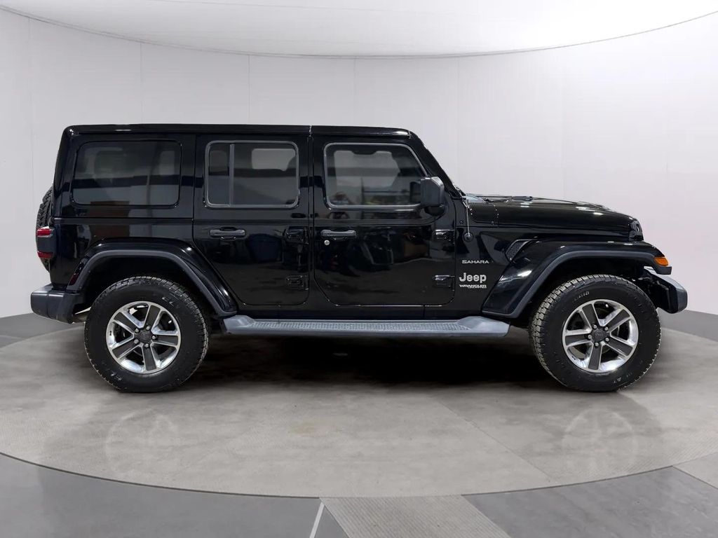 Used 2019 Black Clearcoat Jeep Unlimited Sahara image 2