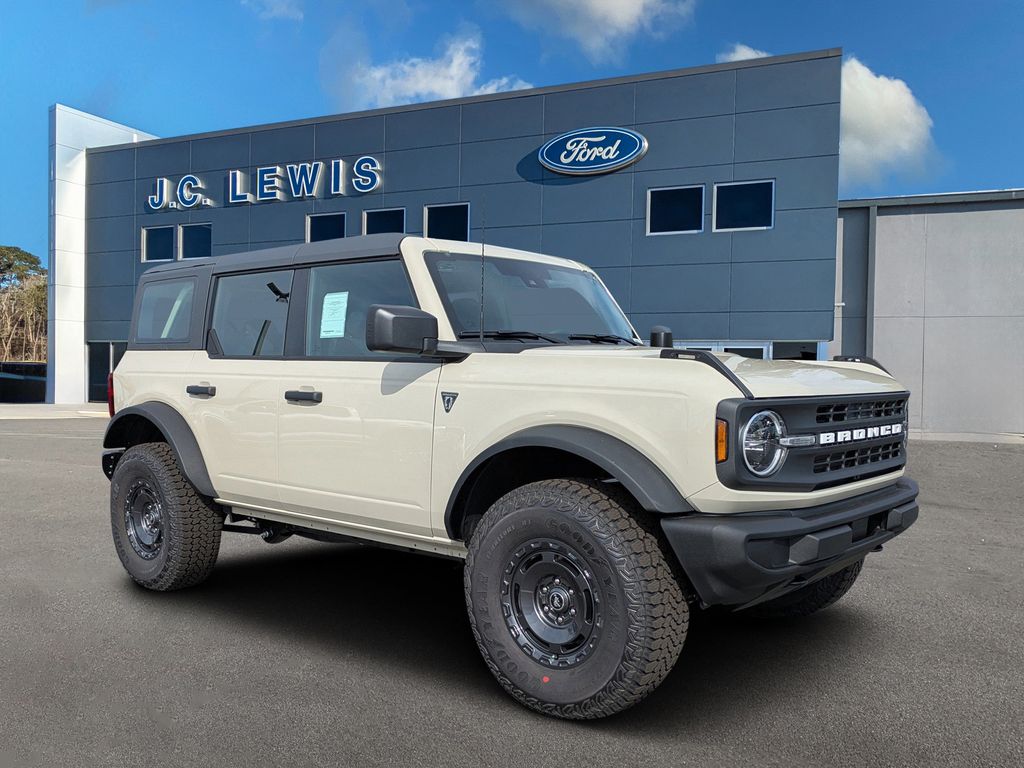 2025 Ford Bronco 
