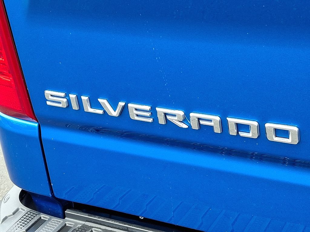 Thumbnail: 2022 Chevrolet Silverado 1500 - 30