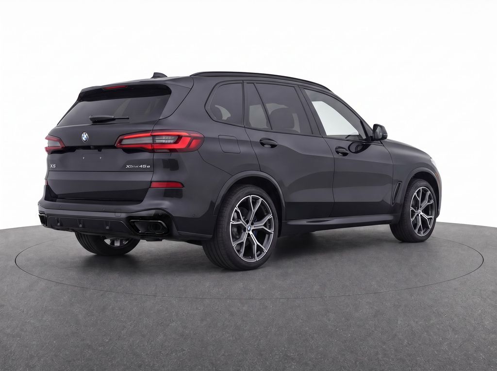 Thumbnail: 2021 BMW X5 - 25