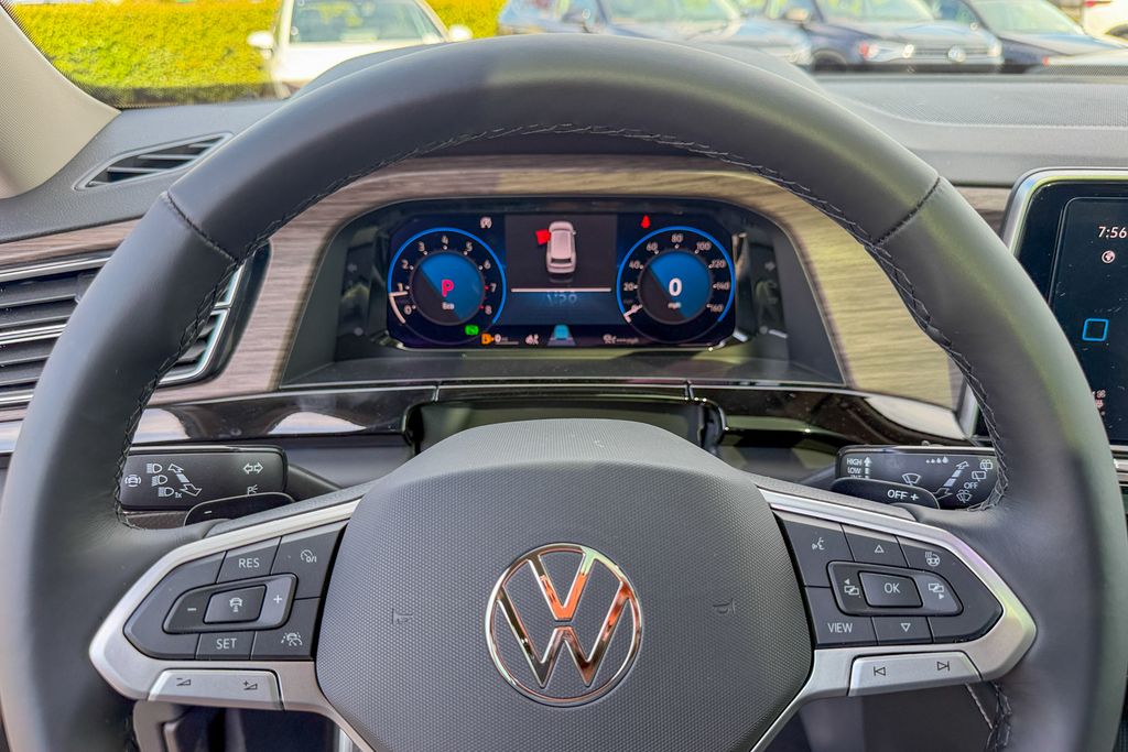 New 2026  Volkswagen 2.0T SEL Premium R-Line image 16