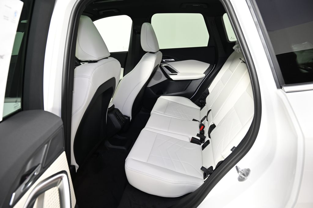 Thumbnail: 2026 BMW X1 - 24