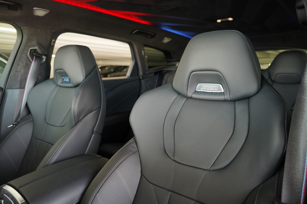 Thumbnail: 2026 BMW XM - 13