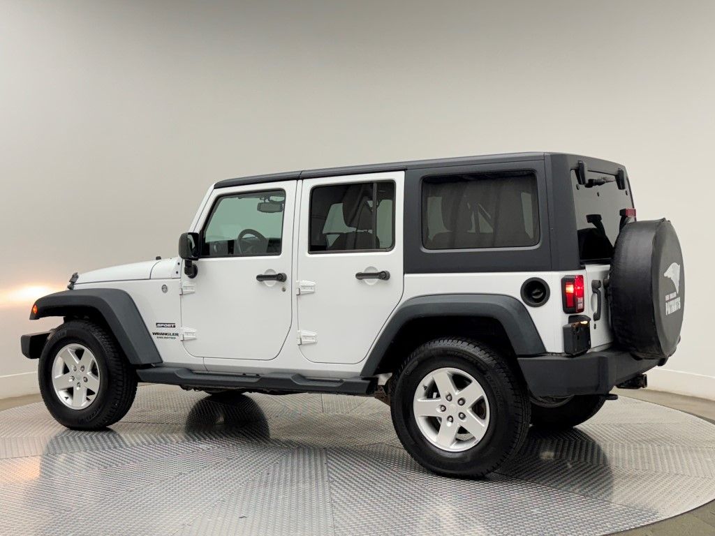 Thumbnail: 2014 Jeep Wrangler - 7