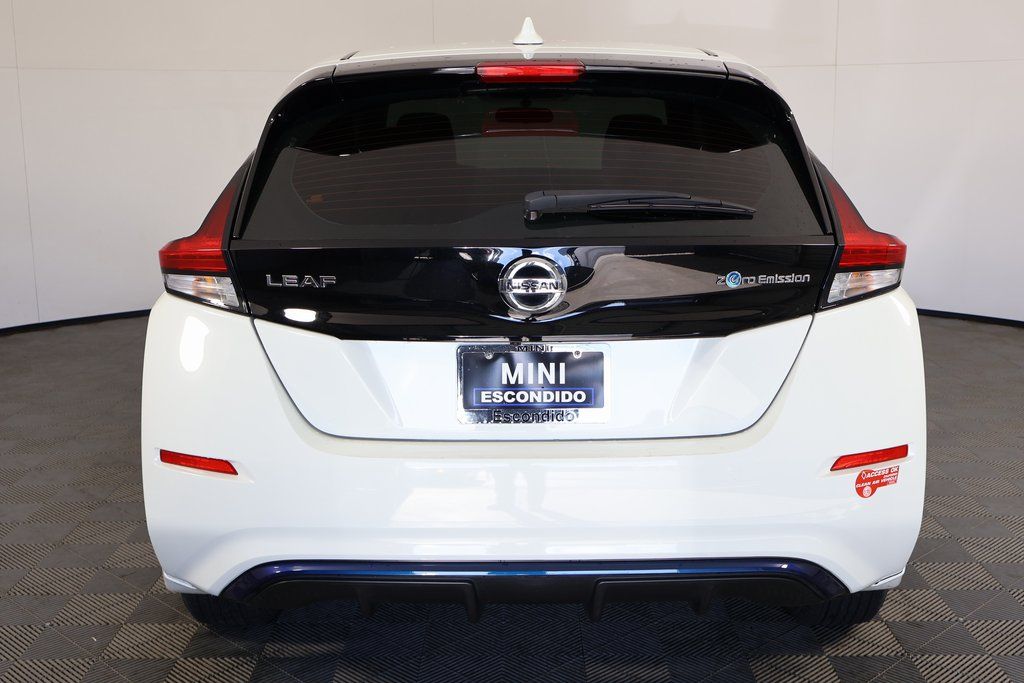 Thumbnail: 2018 Nissan Leaf - 5