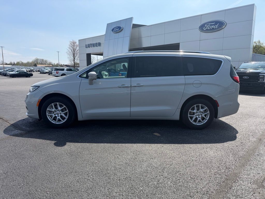 2021 Chrysler Pacifica Touring L - 1