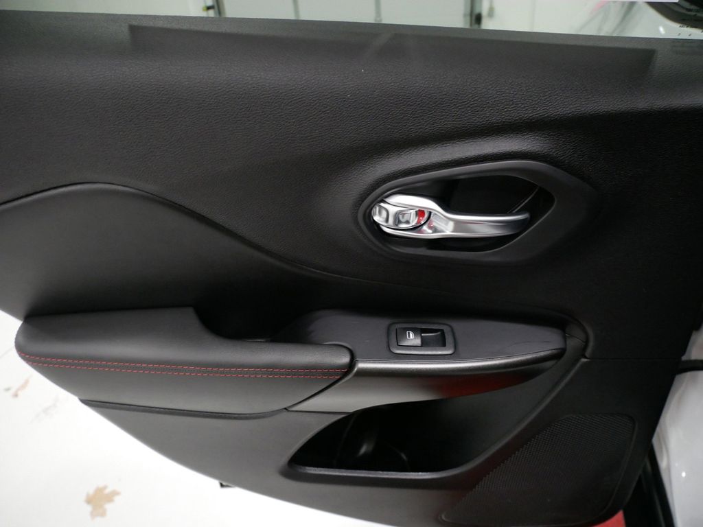 2025 Toyota Tundra Limited - Photo 53