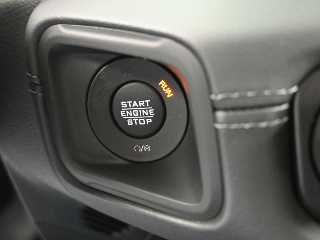 New 2026 Black Clearcoat Jeep Mojave image 23