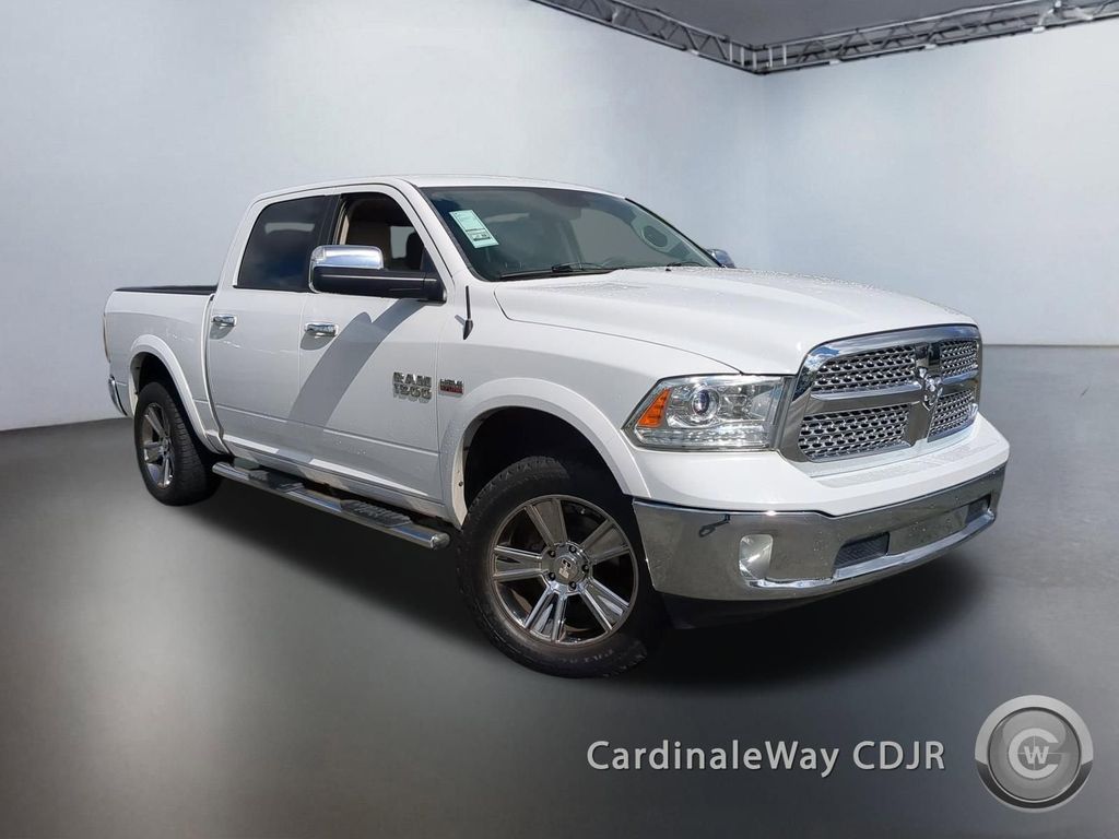 Bright White Clearcoat 2014 RAM 1500 Laramie Crew Cab 4WD Pickup Truck Four-Wheel Drive 8-Speed Automatic