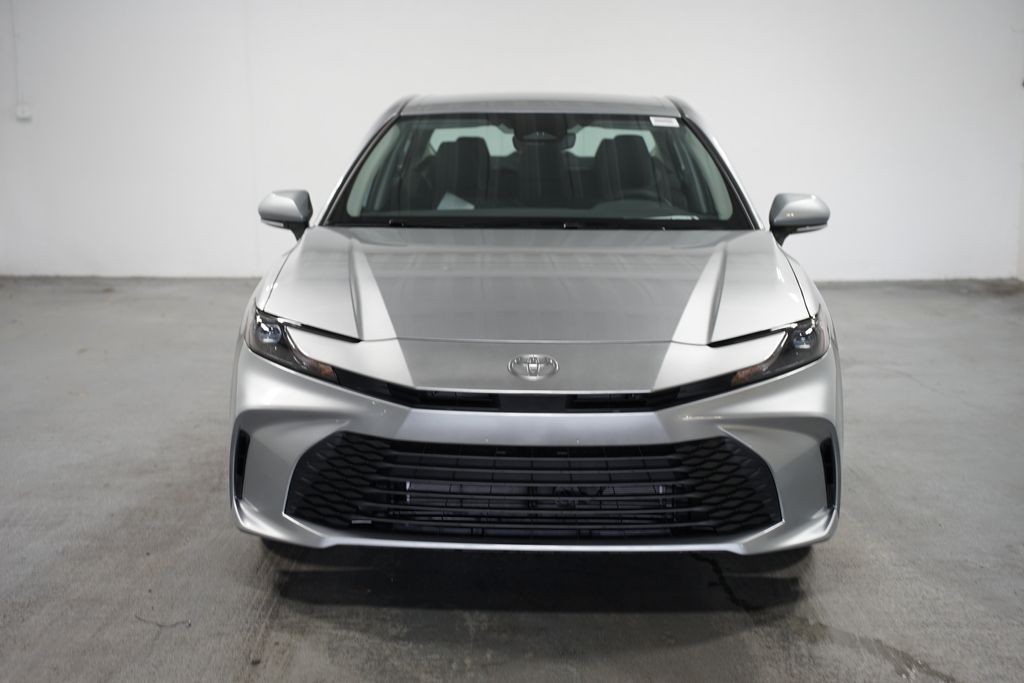 2025 Toyota Camry LE 2
