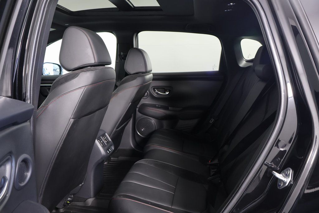 Thumbnail: 2025 Acura ADX - 11