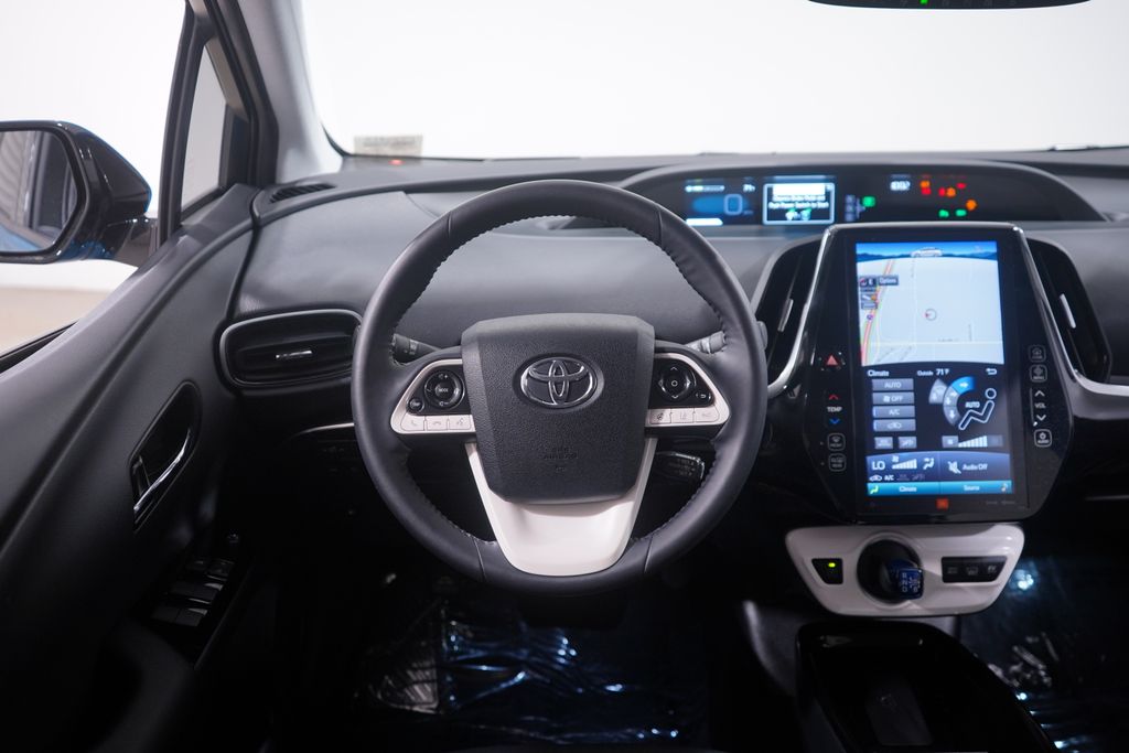 2019 Toyota Prius Prime Advanced 11
