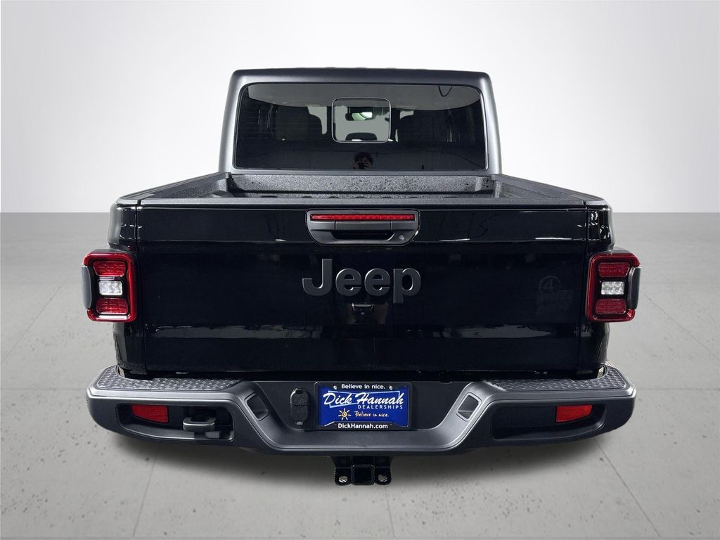 2025 Jeep Gladiator Willys