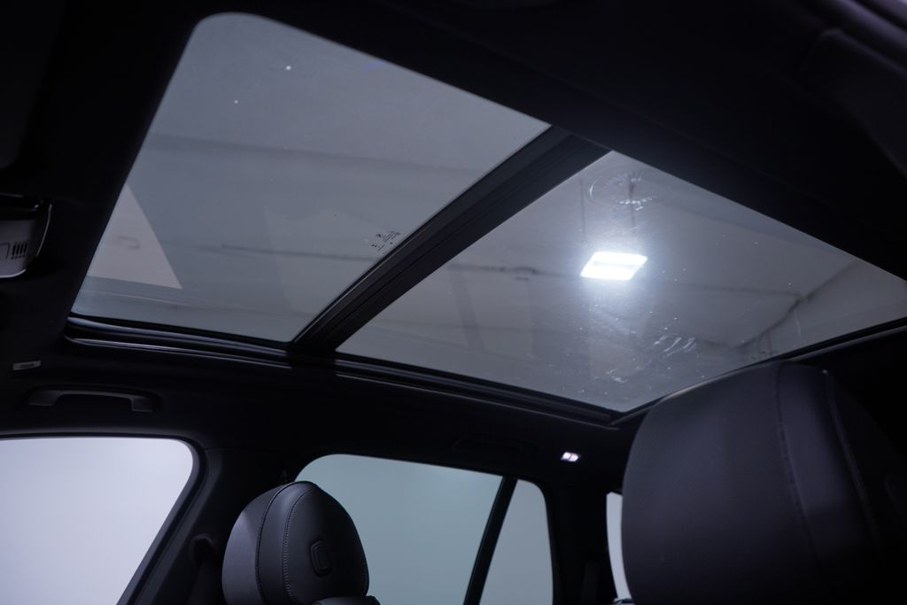 2025 BMW X5 xDrive40i 8
