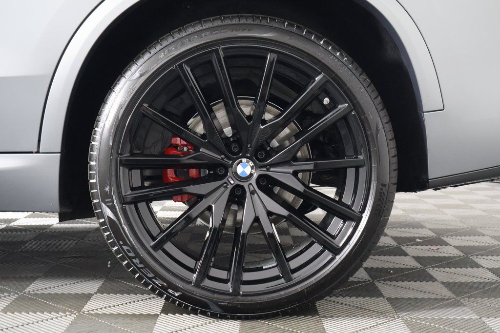 Thumbnail: 2026 BMW X5 - 10