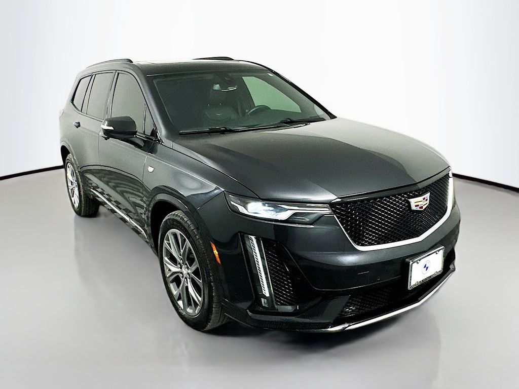 2020 Cadillac XT6 Sport 3