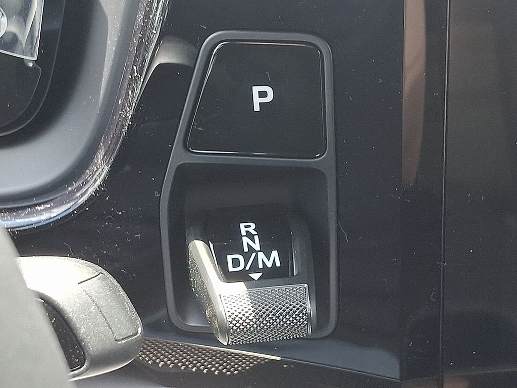 Thumbnail: 2025 Porsche  - 19