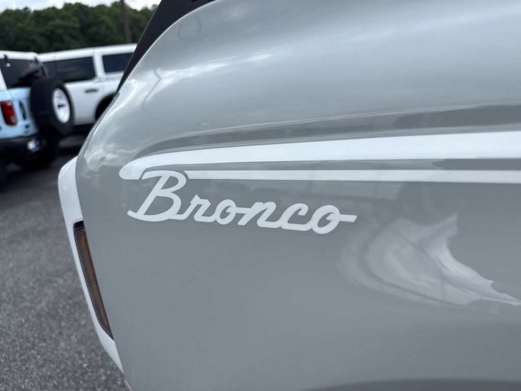 2026 Avalanche Gray Ford Bronco Heritage Edition 4X4 SUV