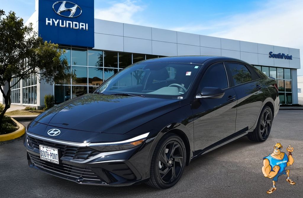 Abyss Black 2026 Hyundai Elantra Sedan Front-Wheel Drive Continuously Variable Transmission