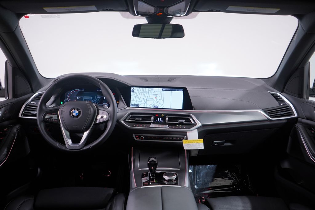 Thumbnail: 2023 BMW X5 - 10