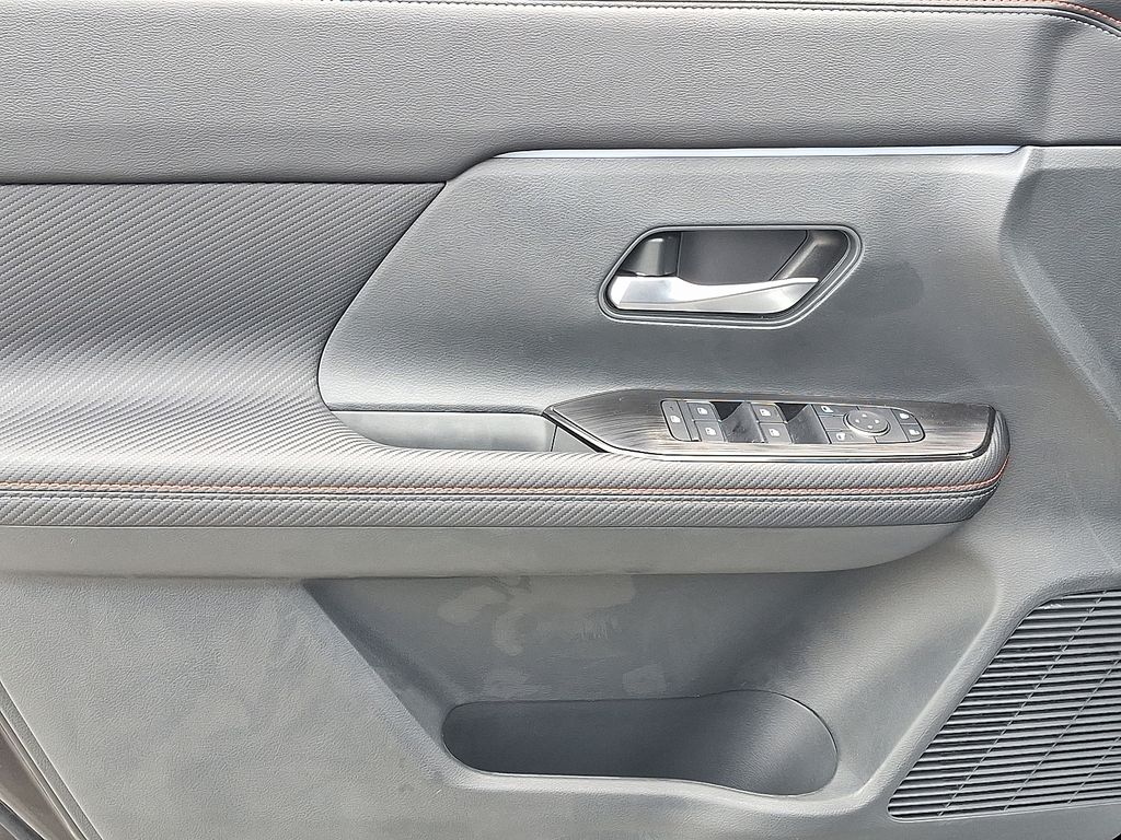 2026 Nissan Kicks — photo 8