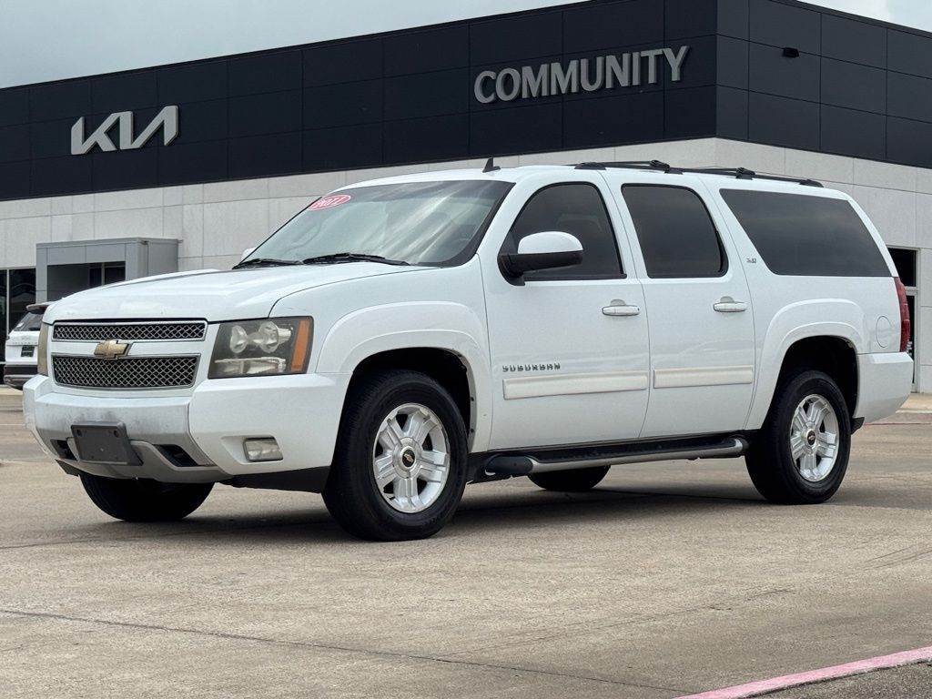 2011 Chevrolet Suburban 1500 LT - 0