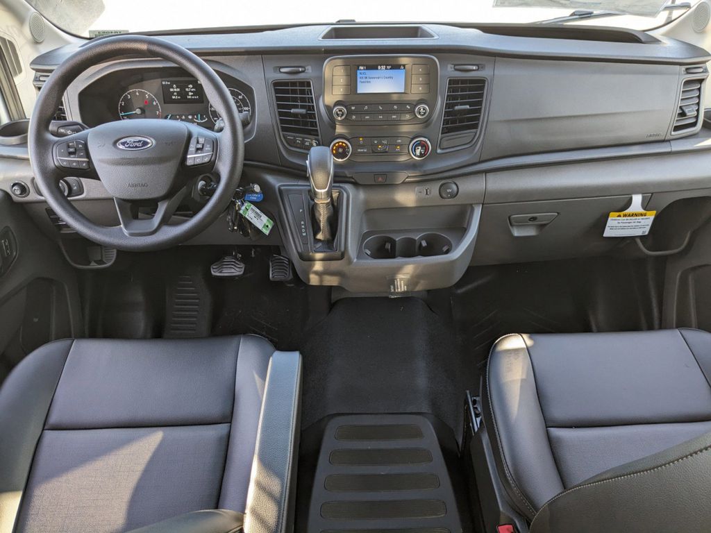 2024 Ford Transit 250