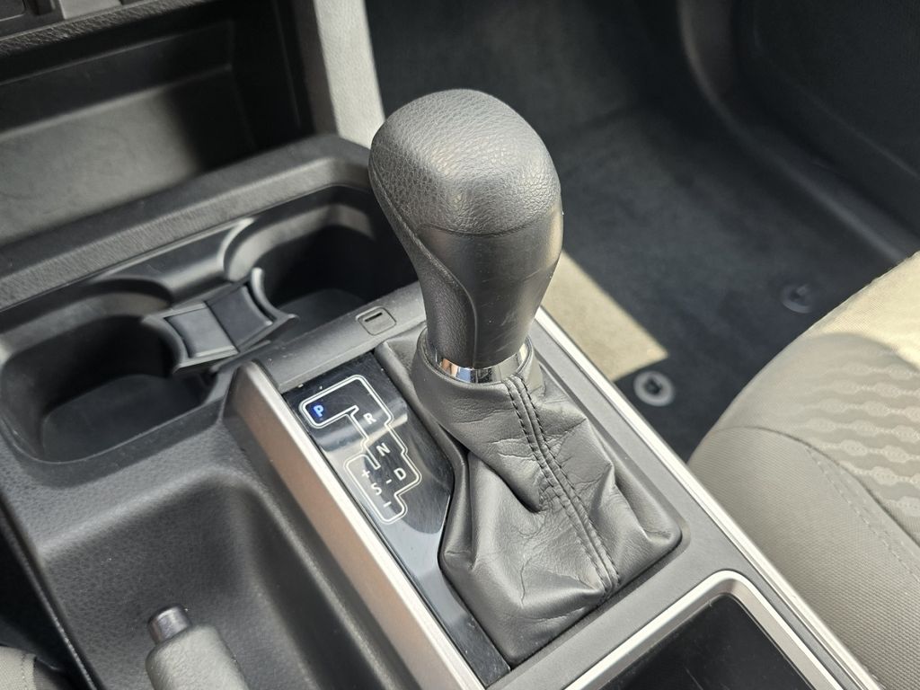 Certified Used 2022 Red Toyota SR5 image 30