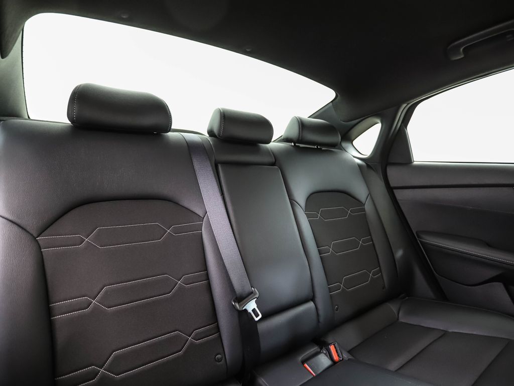 Thumbnail: 2024 Kia Forte - 28