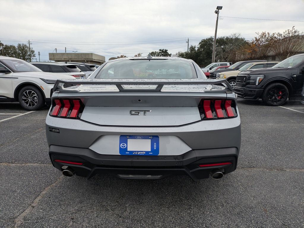 2025 Ford Mustang GT Fastback