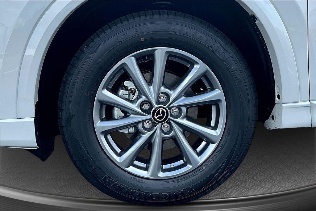 2025 Mazda CX-5 2.5 S Preferred Package - 9