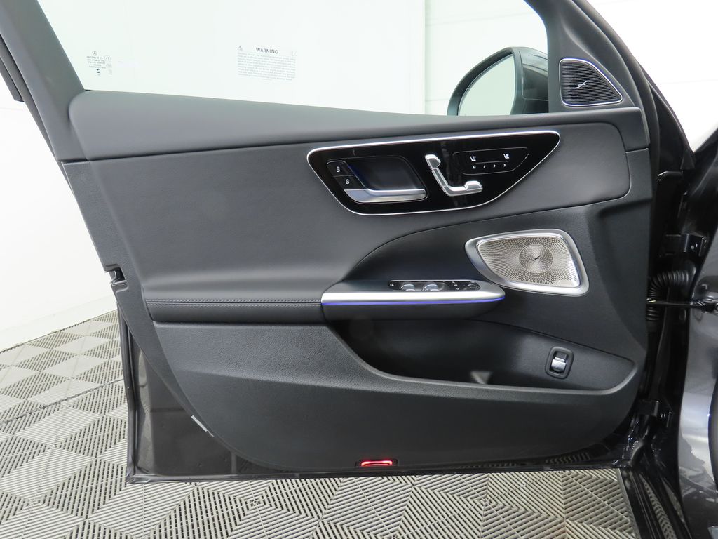 Thumbnail: 2025 Mercedes-Benz C-Class - 25