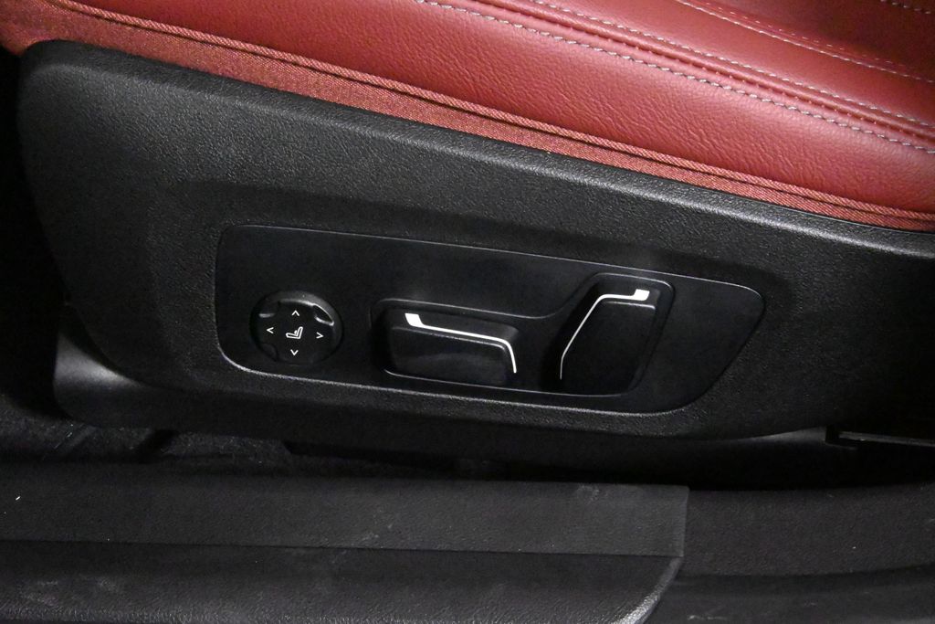 Thumbnail: 2026 BMW 3 Series - 28