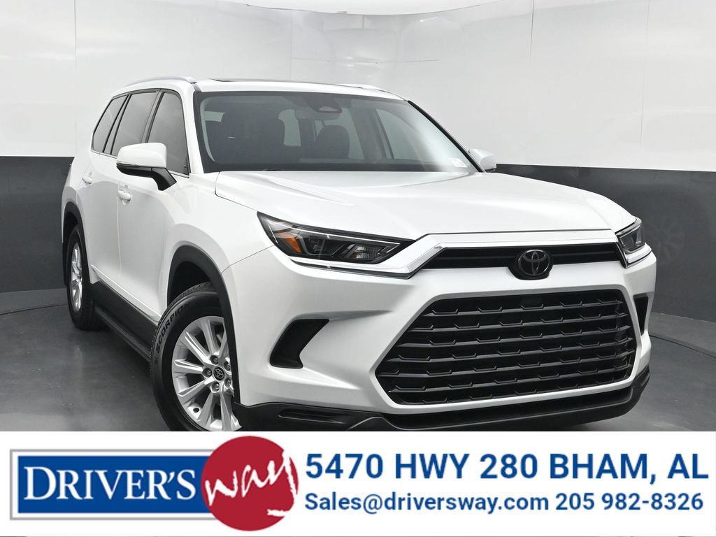  2024 Toyota Grand Highlander XLE FWD   