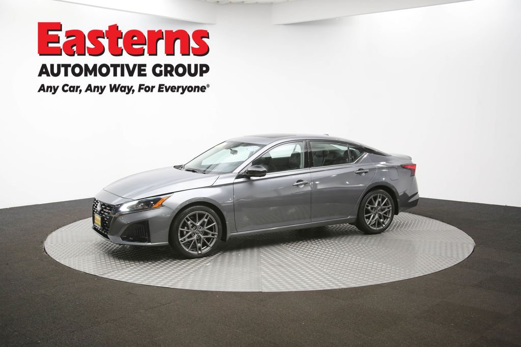 Used 2023 Gray Nissan 2.0 SR image 57