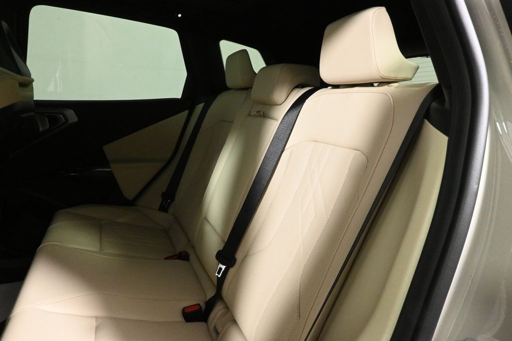 Thumbnail: 2026 BMW X3 - 4