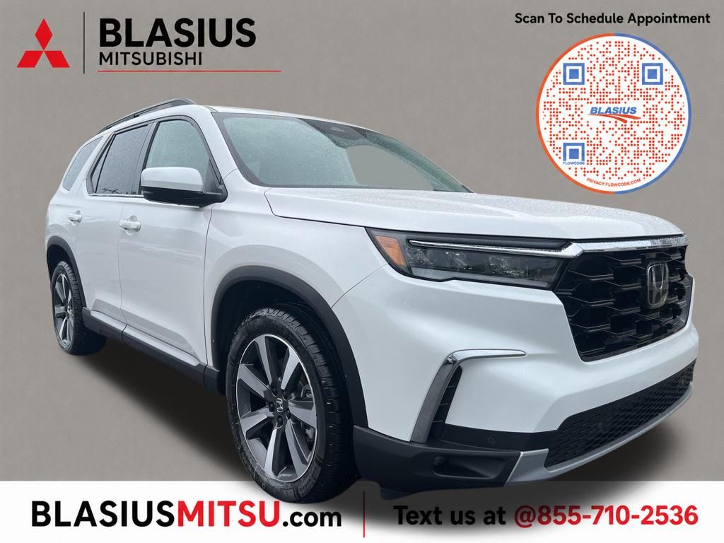 White 2023 Honda Pilot SUV / Crossover All-Wheel Drive Automatic