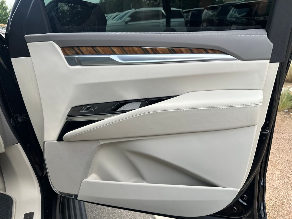 Used 2025 Black Cadillac Premium Luxury Platinum image 39